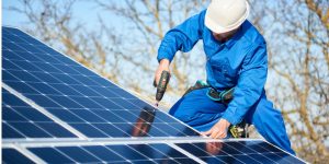 Installation Maintenance Panneaux Solaires Photovoltaïques à Valroufie